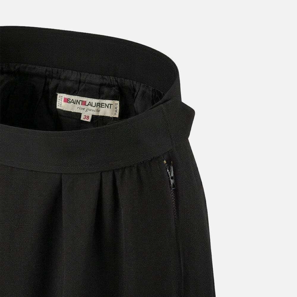 Super Flea Market+Yves Saint Laurent+Vintage black pencil skirt+Larissa Sirah Herden3